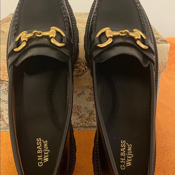 G.H. Bass & Co. Black Loafers with Gold Accents - Picture 7 of 8